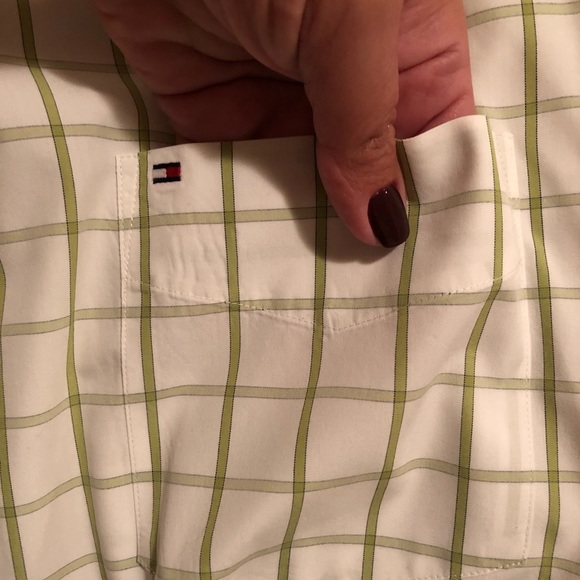 Men’s Tommy Hilfiger Dress Shirt - XL 17 1/2 - 18 - Picture 3 of 10